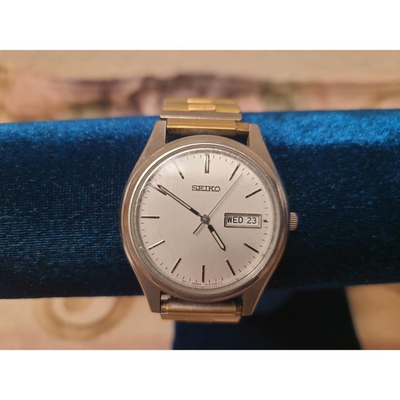 Seiko Mens 7N43-9048 Two Tone - Picture 1 of 6